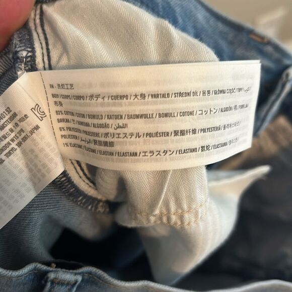 Abercrombie & Fitch Ultra High Rise Flare Jeans. Size 0 Long - Picture 5 of 5